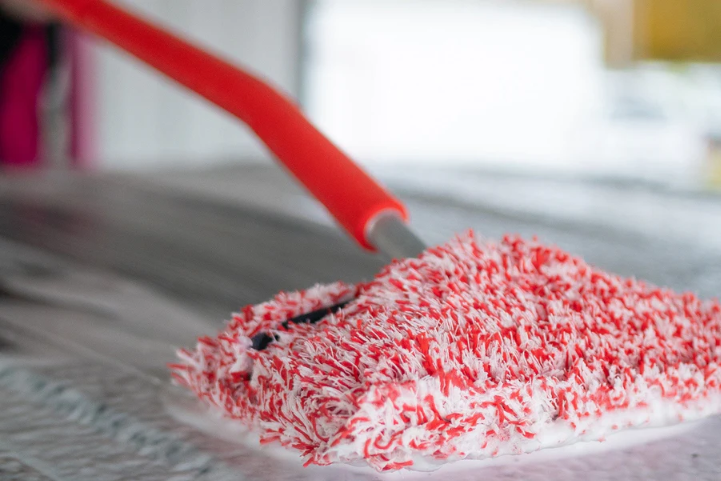 Autofiber [Mitt on a Stick PRO] Adjustable Wash Tool with 360 Locking Head - Long Pole (35" to 83")