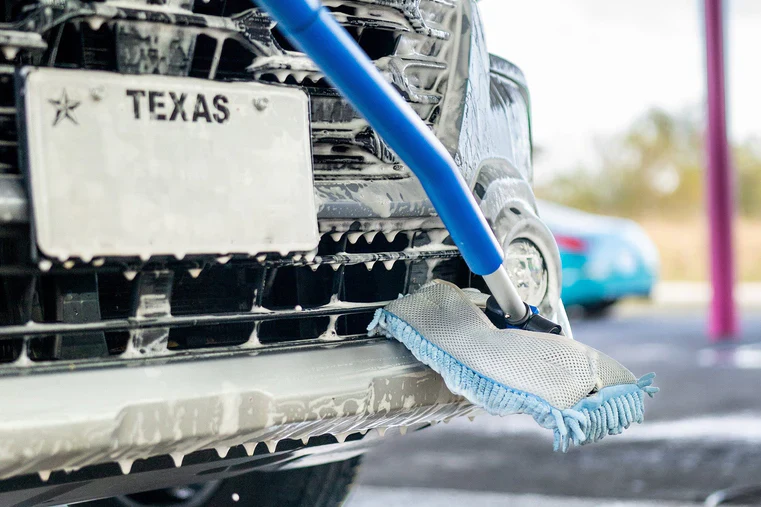 Autofiber [Mitt on a Stick PRO] Adjustable Wash Tool with 360 Locking Head - Long Pole (35" to 83")