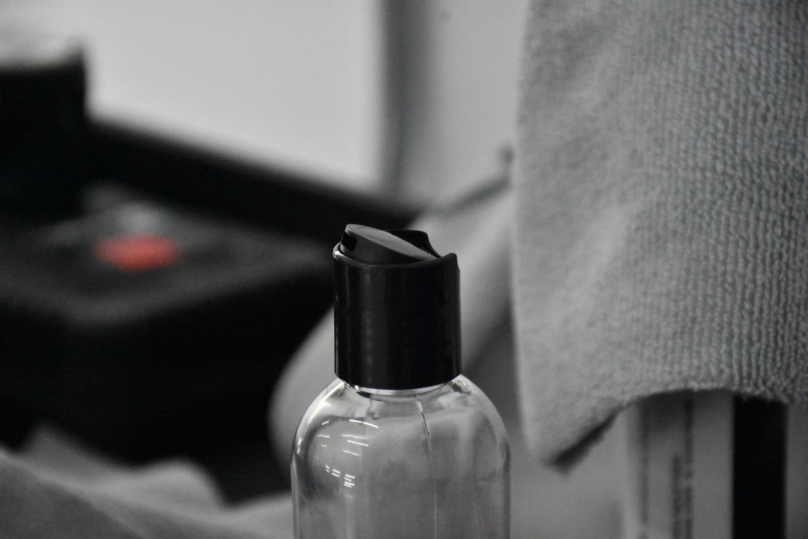 24-410 bottle with Flip Top 8oz cap